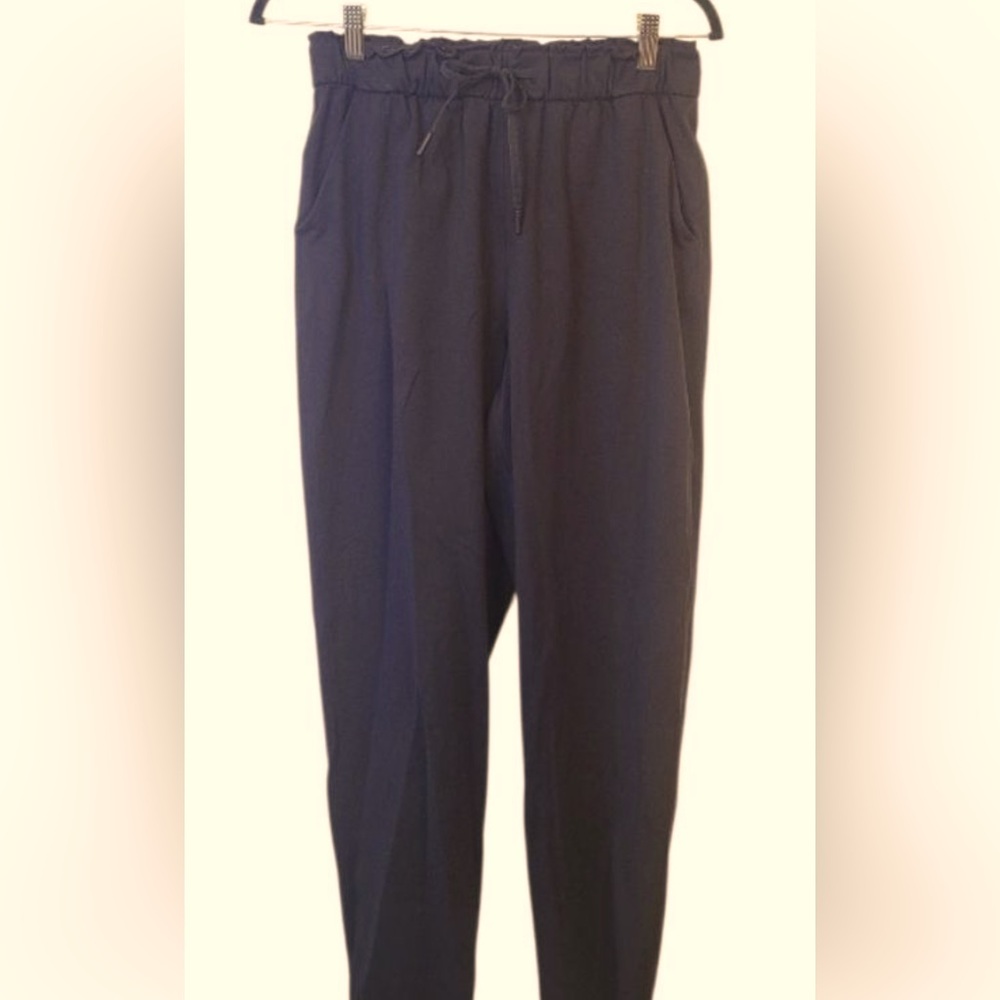 Lululemon On The Fly Jogger